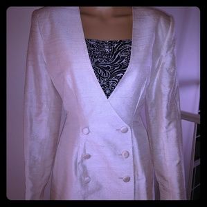 100% silk Georgio of Beverly Hills